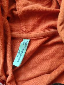 UNISEX SLEEVELESS HOODIE