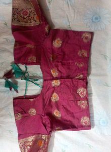 Elegant Green Saree with Blouse