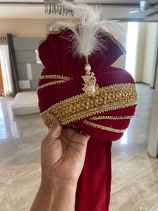 Red Velvet Wedding Groom Saafa