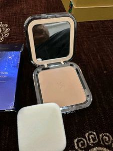 Kiko Milano Weightless Perfection Foundation
