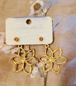 Gold Flower Fashion Earrings🟡