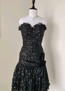 💥Price Drop💥Pinteresty Rosette Glitter Dress