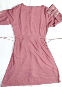 Women Mauve Pink Chikankari Embroidery Kurta Set