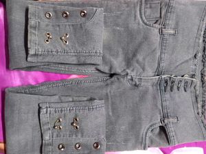I Am Selling Jeans