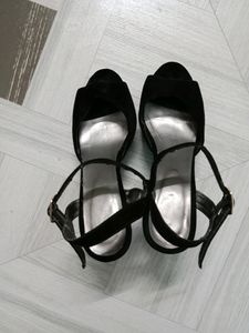 Black Heel