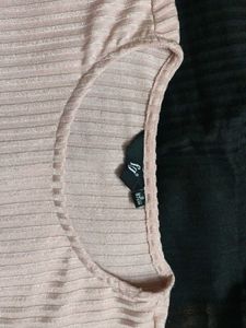 A Simple Top