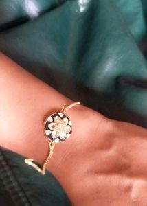 Elegant Kundan Bracelet Rakhi