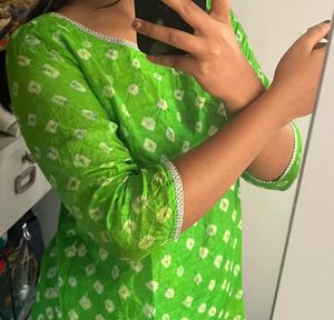 Green Bandhani Kurti