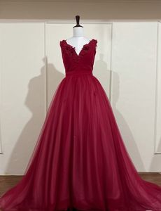 Beautiful, deep red colour, eight layers, ballgow