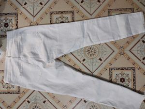 H&amp;M White Jeans Unused