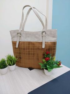 Glamazon Leather Women's Tote Bag(Tan).