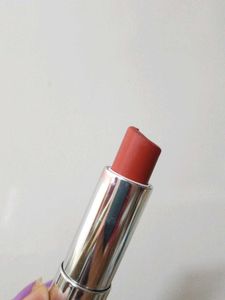 Maybelline Lipstick In The Shade - brooklyn Bare