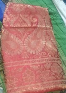 Elegant Pink &amp; Gold Saree