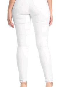White High-Waisted Skinny Jeans