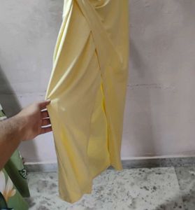 Women&#39;s Ruched Light Yellow Dress