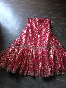 Elegant Pink Embroidered Kurta