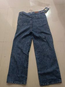 Wide Legged Jeans