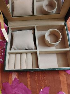 Jewellery Box 50 % Offer