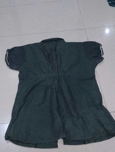 Girls T-shirt