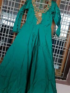 Green Kurta with Unique Sleeve