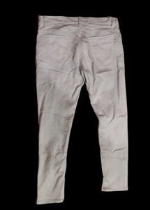 Stretchable White Denim Jeans