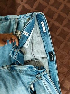 Levi's Light Wash Denim Jeans