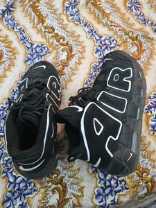 Black Nike Sneakers