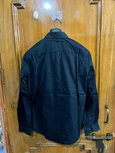 WESTSIDE BLACK SLIM FIT COTTON SHIRT (38)