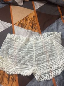 Its A Set Of 2 Piece