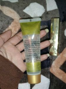 MAKEUP COMBO! LAKME PRIMER, COLOURESSENCE MATTE