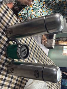 Vacuum Insulated Water Bottle