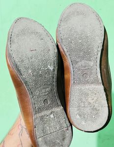 Brown Leather Khussa Jutti