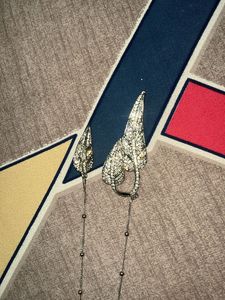 Broche