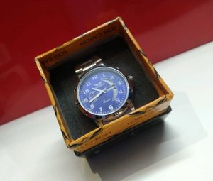 Louis Caron Quartz Watch