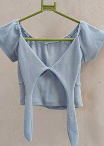 Cute Blue Tie-Front Crop Top