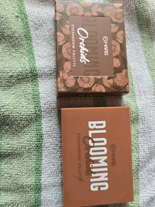 Mars Blooming Orchids Palette