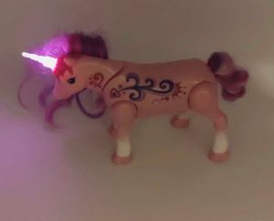 Interactive live Unicorn
