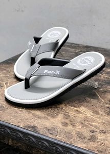 Par-X Gray Flip Flops Size 6