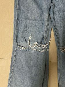 zara ripped jeans
