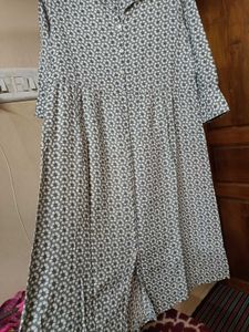 GREY FLORAL DRESS