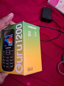 Samsung Phone TOTALLY New With Charger