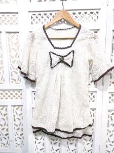 Korean Whit Bow Top C