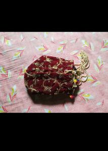 Beautiful Cloth Sling Bag... 🥰🥰🥰