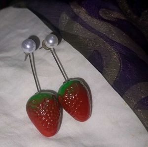 Strawberry Pearl Earrings