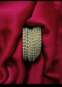 Pearl and Stone  Raindrop metal Bangle Set