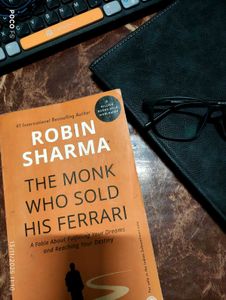 The Monk Who Sold His Ferrari (Robin Sharma)