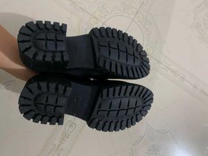 Zara Chain Detail Mules