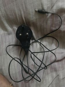 Old Model Charger.   Big Round Pin Nokia