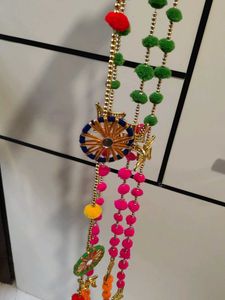 Set 4 Latkan Multu Color Pom Balls