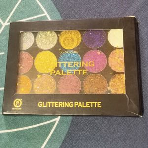 Colors Queen Glittering Palette
